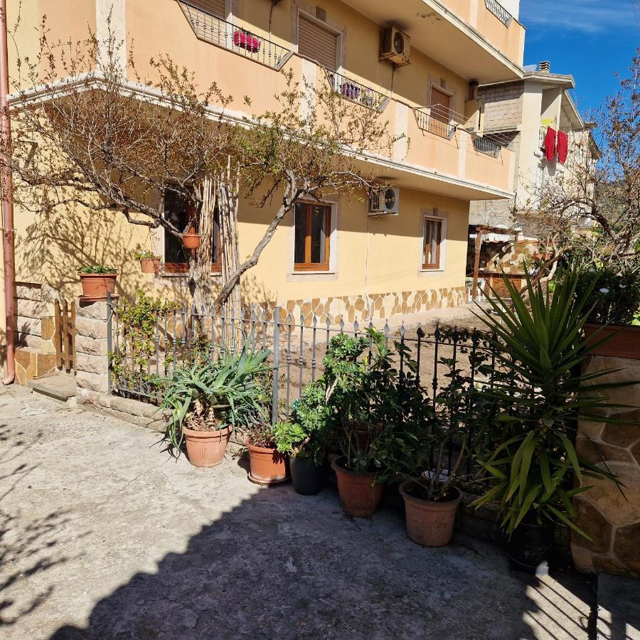 Appartamento Casa Vostra Bosa Exterior foto