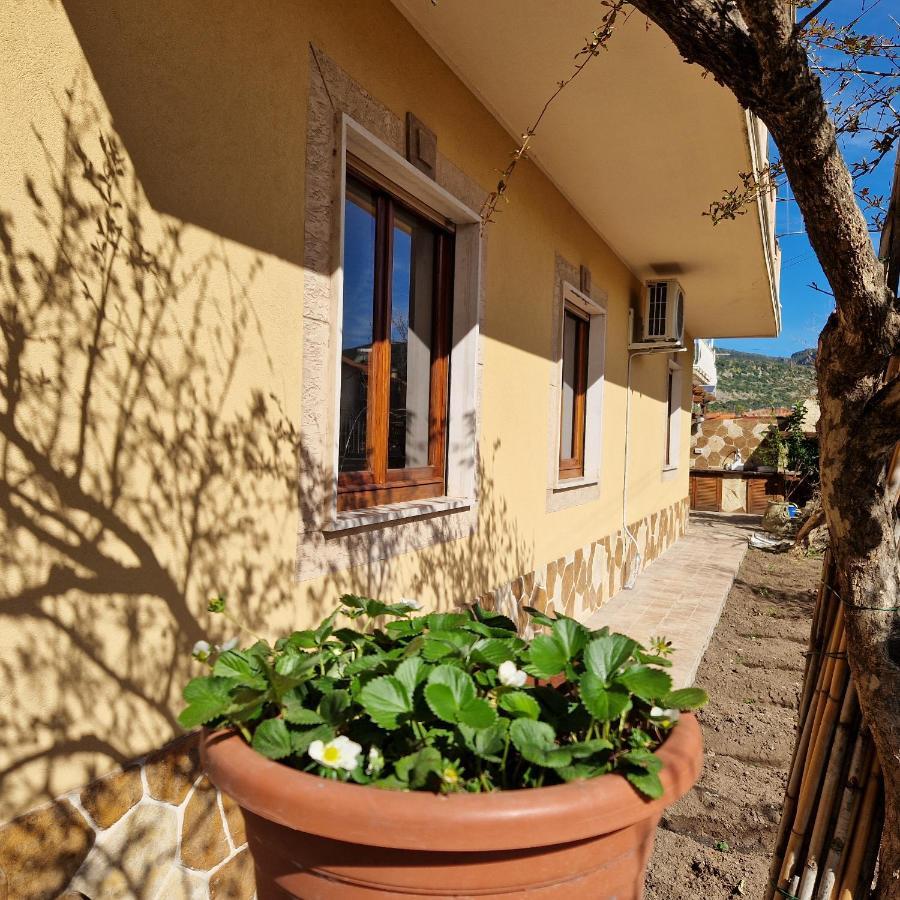 Appartamento Casa Vostra Bosa Exterior foto