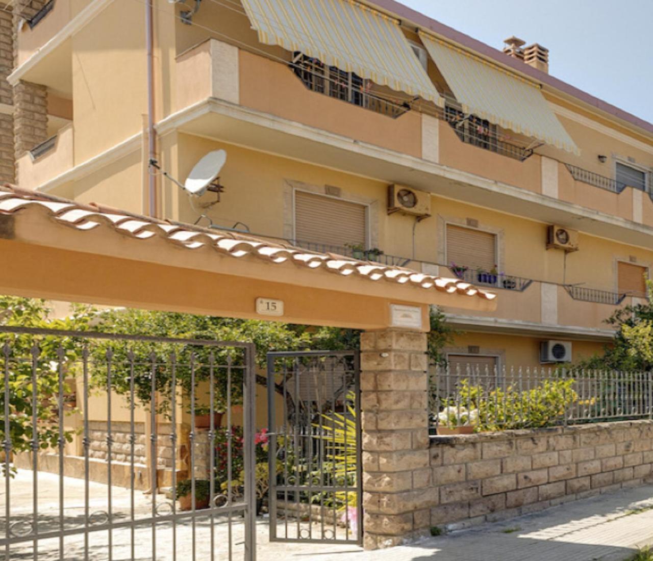 Appartamento Casa Vostra Bosa Exterior foto
